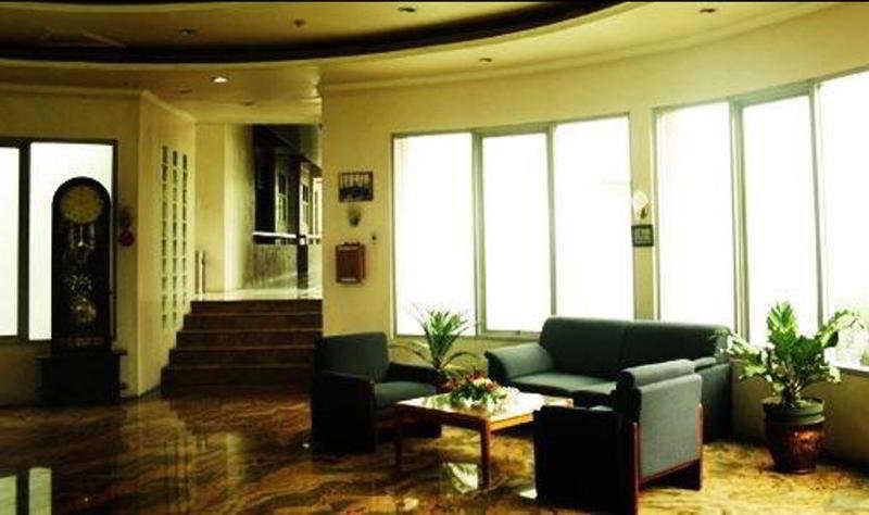 Royal 2* Bandung